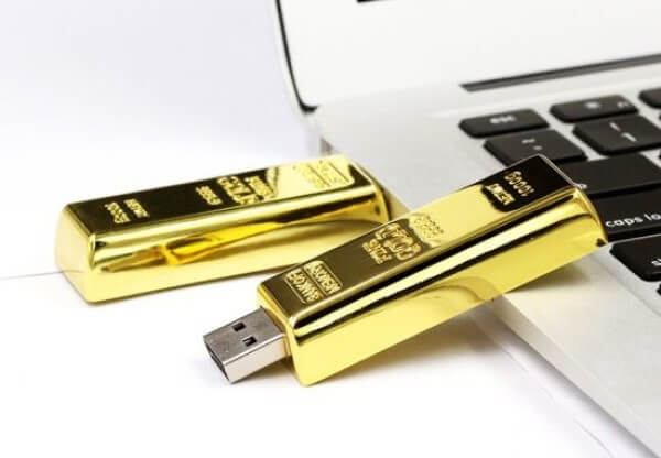 Ý tưởng độc đáo làm USB quảng cáo cho tiệm hoàn kim bằng chất liệu kim loại